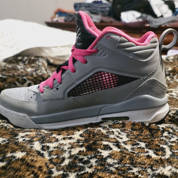 Nike Jordan Flight 9 Wolf Grey Hyper Pink size 6.5 youth - Picture 4 of 7